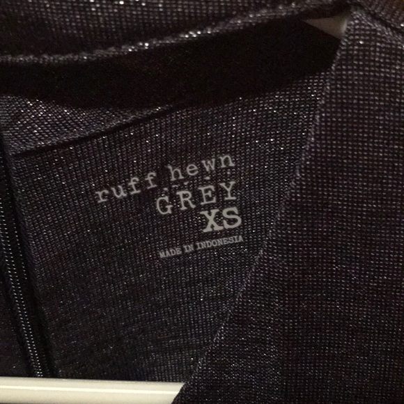 Grey Ruff Hew Tank - Picture 2 of 2